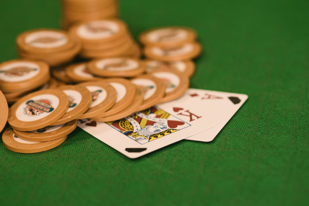 Strategi Main Poker Casino Populer dan Event Freeroll